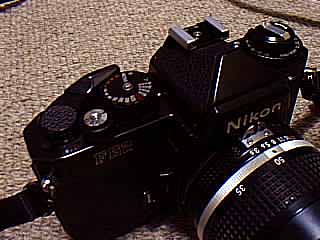 NIKON FE2